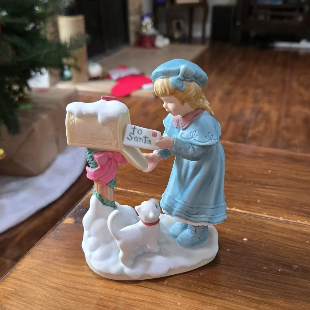 1992 Treasured Memories “ All I want for Christmas